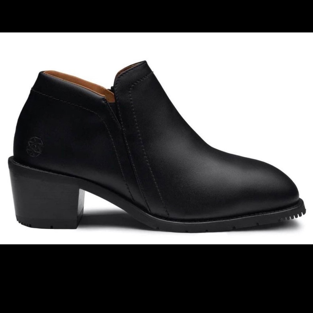 Zena Work-boot- LIKE NEW